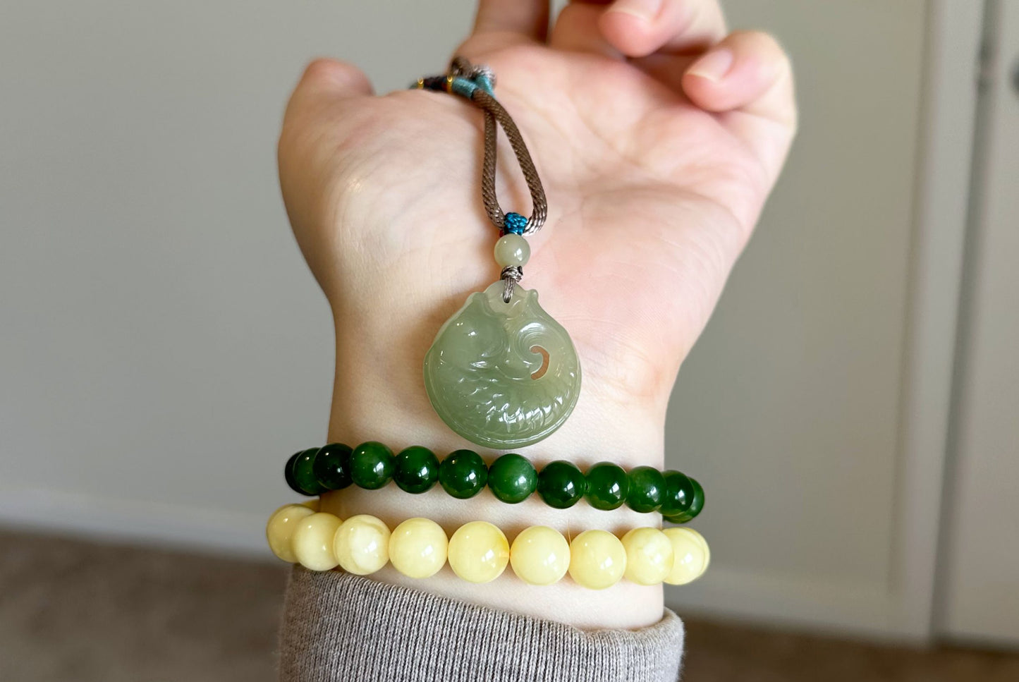 Certified Natural Qingshui Nephrite Jade Carved Koi Fish Pendant, 天然晴水和田玉雕刻锦鲤吊坠