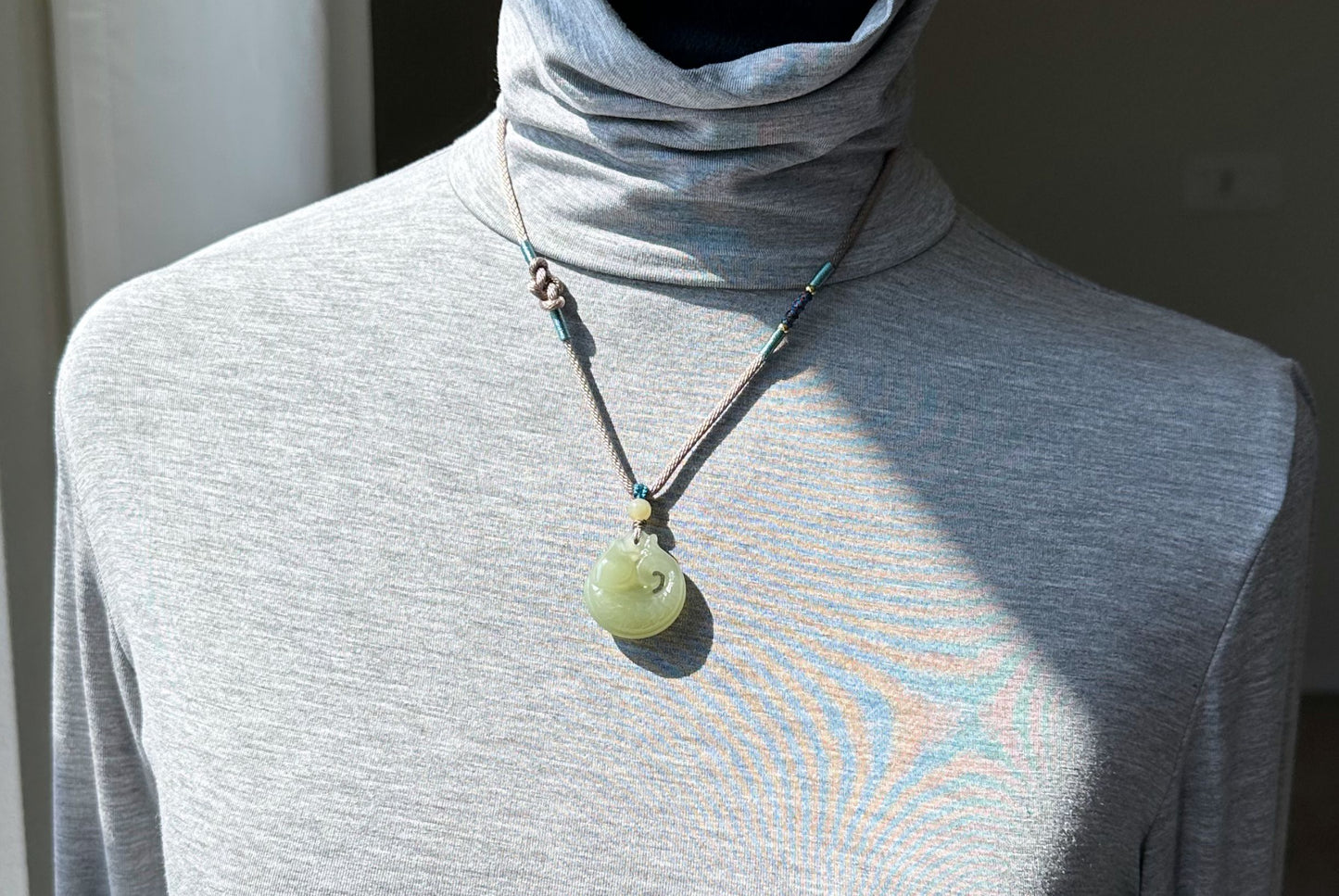 Certified Natural Qingshui Nephrite Jade Carved Koi Fish Pendant, 天然晴水和田玉雕刻锦鲤吊坠