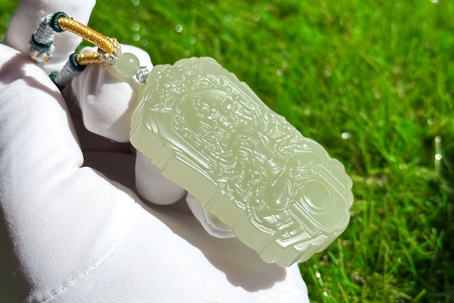 Certified Natural Green Qingshui nephrite jade Carved Thousand-Armed Avalokiteshvara Pendant, Nephrite Jade Guanyin, 天然绿晴水和田玉雕刻千手观音正装牌子吊坠