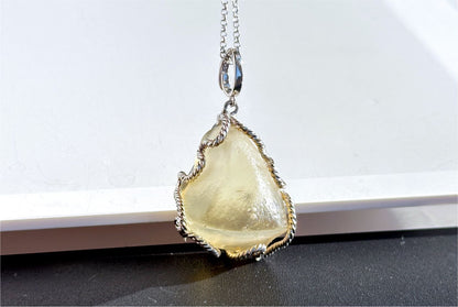 14.526Grams, Natural Authentic Libyan Desert Glass Tektite Silver Wrapped Pendant, Raw Libyan Desert Glass Pendant, 天然利比亚黄金陨石原石吊坠