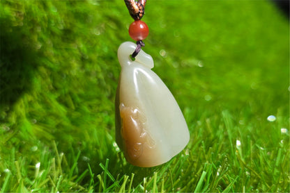 Certified Natural Warm White & Sugar Nephrite Jade Hand-Carved Frog on Lotus Pod Pendant, 天然且末青白带糖和田玉手工雕刻莲蓬吊坠