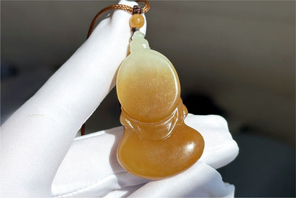 Certified Natural Golden Sugar-White Nephrite Jade Guanyin Pendant – Hand-Carved, 天然黄金糖白玉手工雕刻观音吊坠