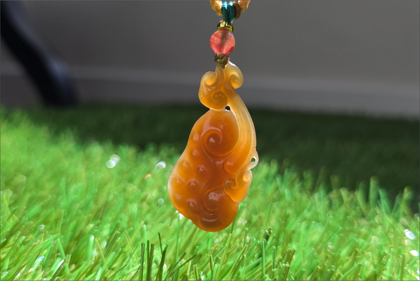 Certified Natural Qiemo Sugar Nephrite Jade Hand-Carved Ruyi Pendant, 天然且末糖手工雕刻如意吊坠