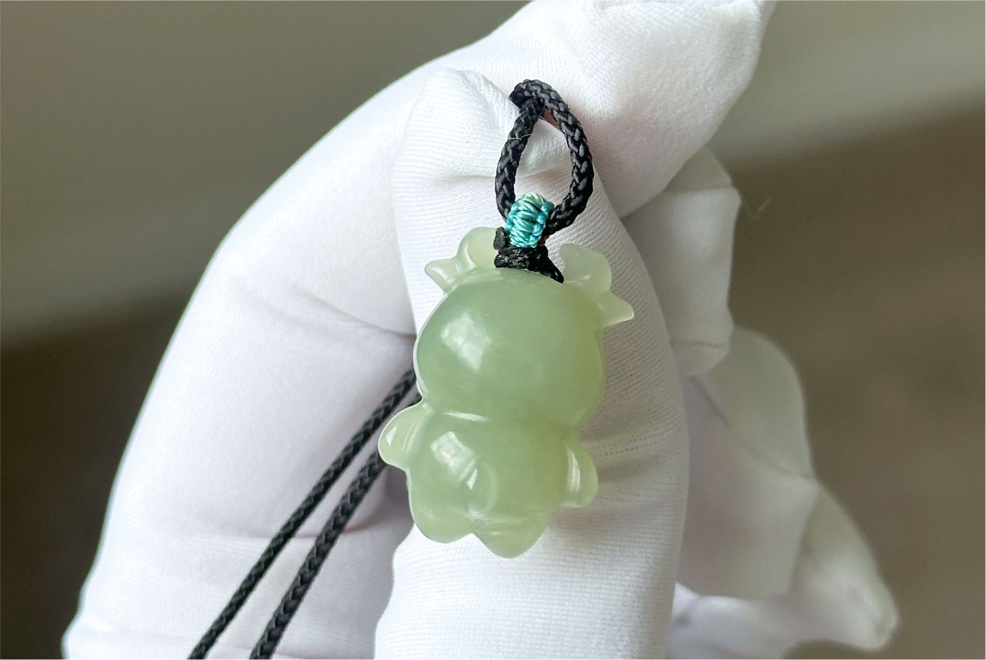 Certified Natural Lake-Green Nephrite Jade Ox Pendant | Small Carved Jade Pendant | 天然湖水绿软玉小牛吊坠