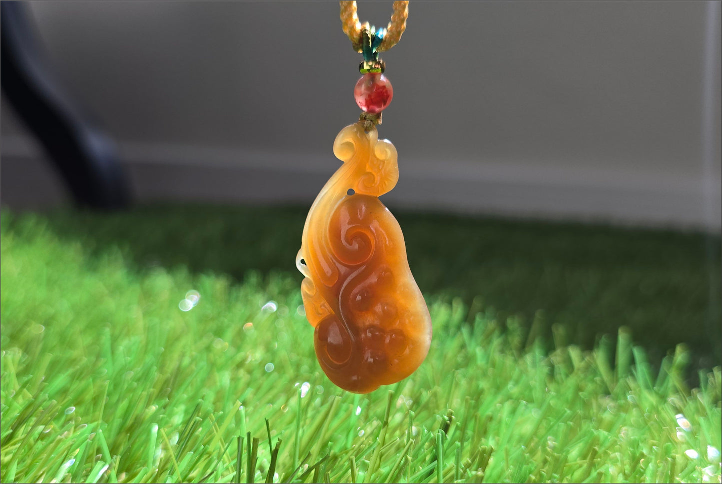 Certified Natural Qiemo Sugar Nephrite Jade Hand-Carved Ruyi Pendant, 天然且末糖手工雕刻如意吊坠