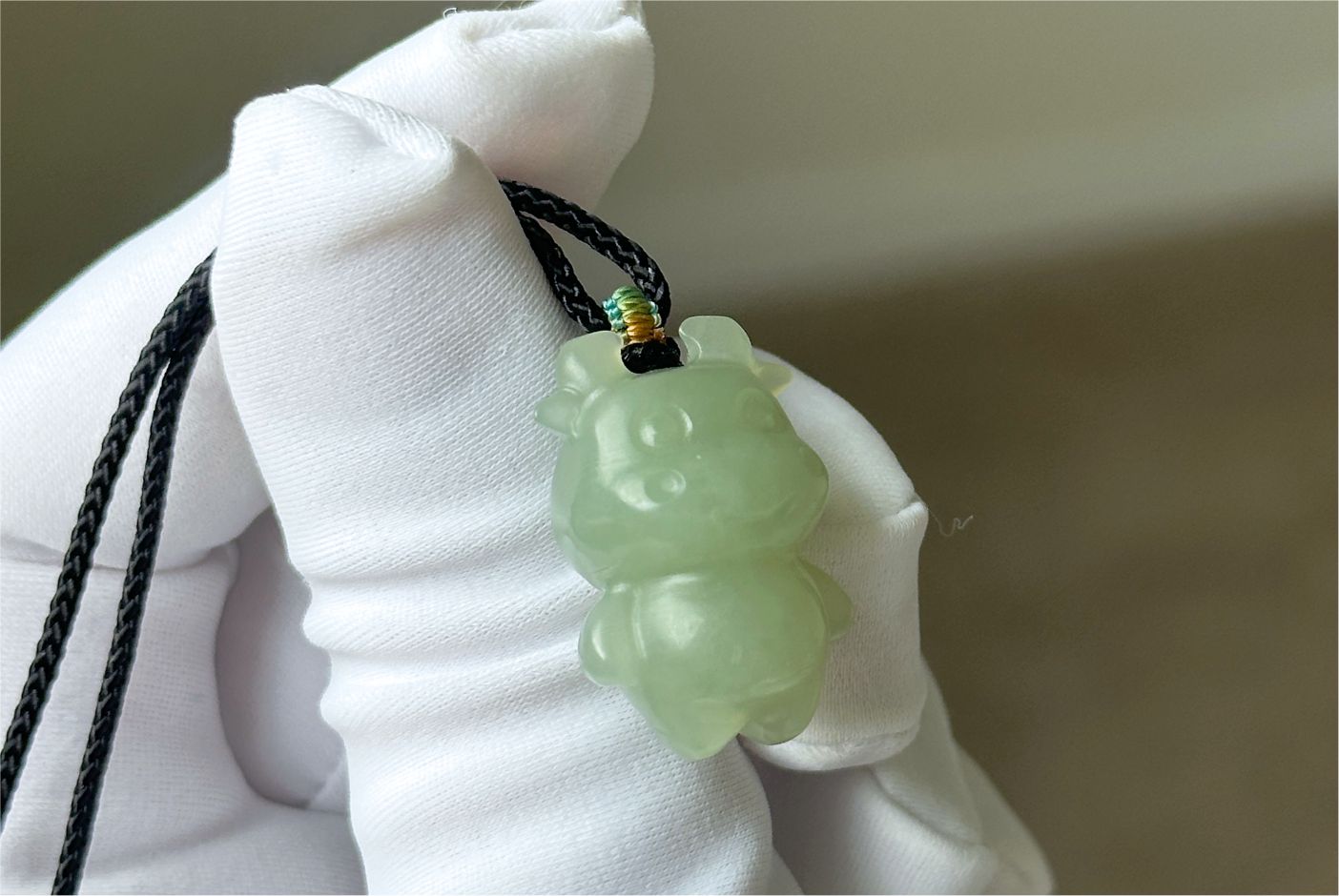 Certified Natural Lake-Green Nephrite Jade Ox Pendant | Small Carved Jade Pendant | 天然湖水绿软玉小牛吊坠