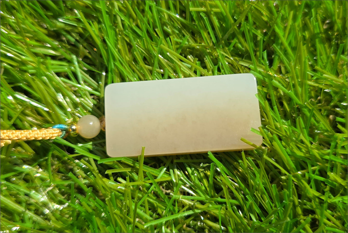 Certified Natural Sugar and White Nephrite Jade Wushi Peace Pendant, 天然高品质且末糖白无事牌