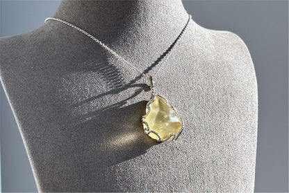 14.526Grams, Natural Authentic Libyan Desert Glass Tektite Silver Wrapped Pendant, Raw Libyan Desert Glass Pendant, 天然利比亚黄金陨石原石吊坠