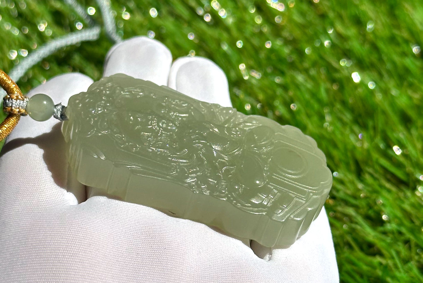 Certified Natural Green Qingshui nephrite jade Carved Thousand-Armed Avalokiteshvara Pendant, Nephrite Jade Guanyin, 天然绿晴水和田玉雕刻千手观音正装牌子吊坠