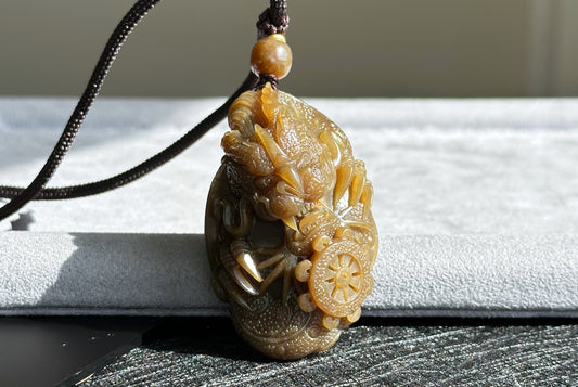 Big 94Grams, Certified Natural Full Brown Sugar Nephrite Jade Hand-Carved Dragon Small Handle / Big Pendant, 天然且末老红糖手工雕刻龙,小手把大挂件