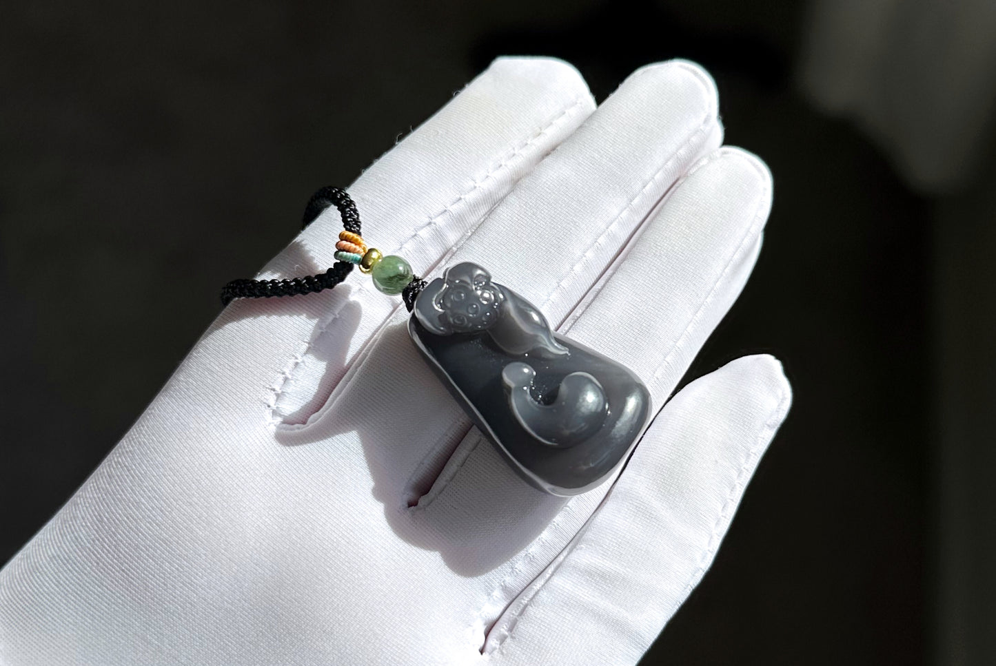 Certified Natural High-Quality Imperial Purple Nephrite Jade Hand-Carved Enlightenment Pendant, 天然帝王紫和田玉手工雕刻悟道莲花吊坠