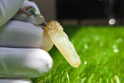 Certified Natural Qiemo Sugar-White Nephrite Jade Hand-Carved Caishen God of Wealth Pendant, 天然且末糖白天地糖手工雕刻财神吊坠