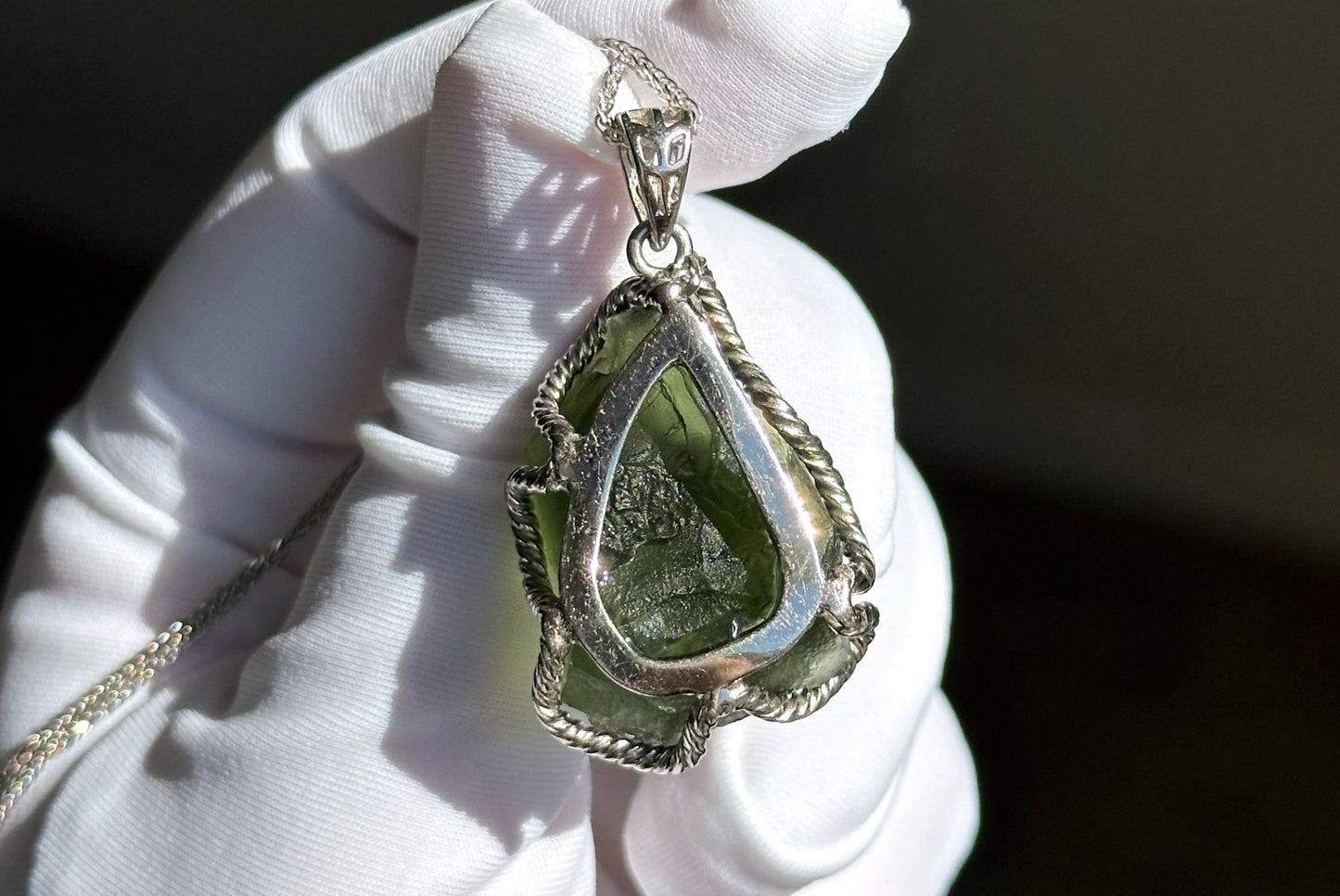 10.99Grams, Authentic Raw Moldavite tektite Silver Warpped Pendant, Real Raw Moldavite Pendant, 天然稀有捷克陨石原石手工包纯银吊坠