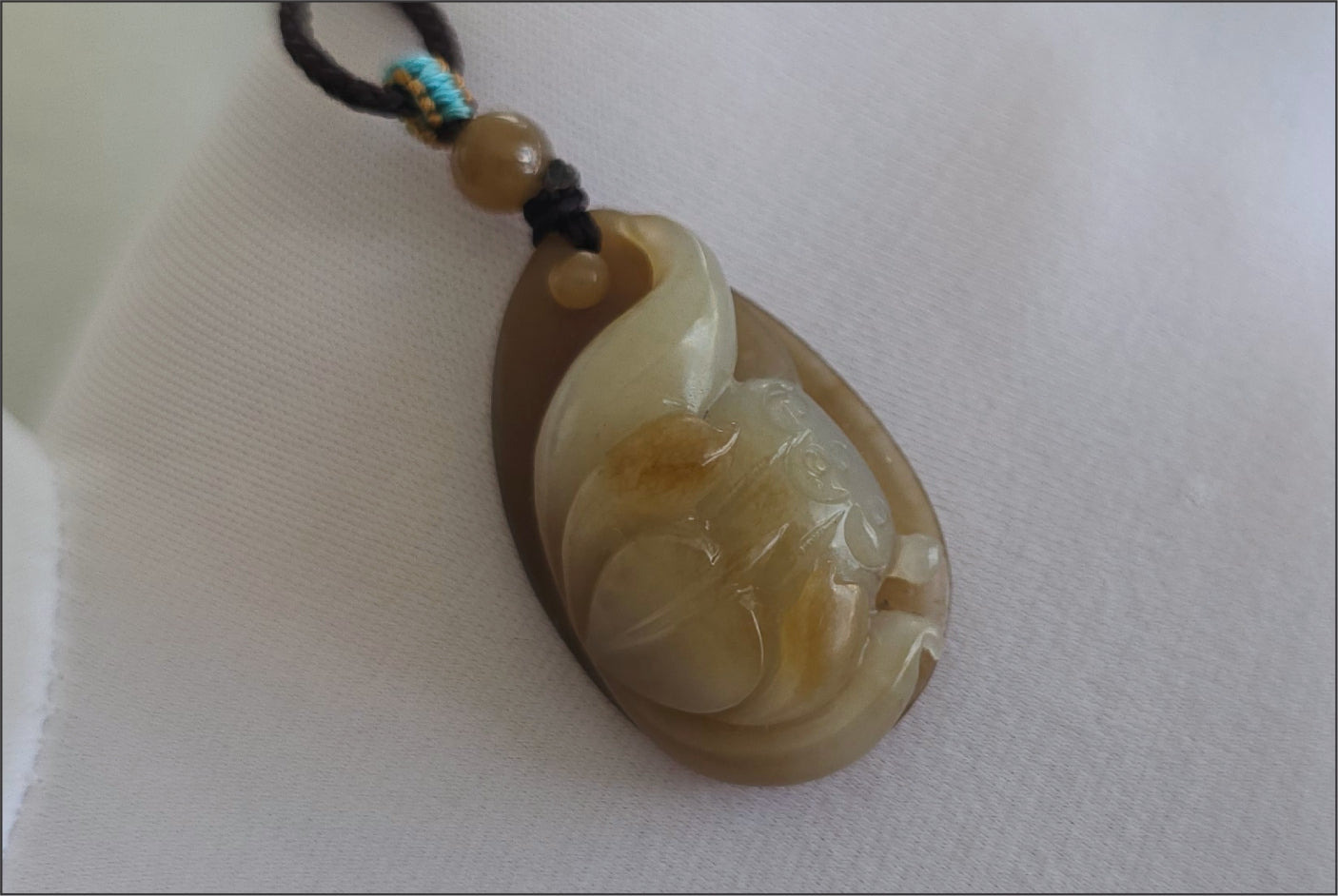 Certified Natural Sugar-White Jade Lotus Pendant | Hand-Carved Jade Jewelry | 天然糖白玉手工雕刻莲花吊坠