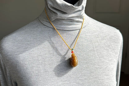Certified Natural Yellow Sugar Nephrite Jade Hand-Carved Pixiu Pendant, 天然且末黄糖和田玉手工雕刻貔貅吊坠