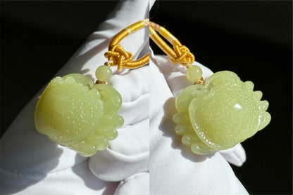 Certified Natural Ruoqiang Yellow Nephrite Jade Carved Crab Pendant, 天然若羌黄口和田玉雕刻螃蟹吊坠