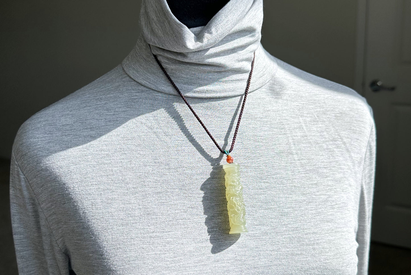 Certified Natural Icy Qing Shui Nephrite Jade Carved Dragon Pillar Pendant, 天然晴水和田玉雕刻龙盘柱吊坠