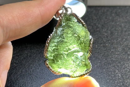 10.99Grams, Authentic Raw Moldavite tektite Silver Warpped Pendant, Real Raw Moldavite Pendant, 天然稀有捷克陨石原石手工包纯银吊坠