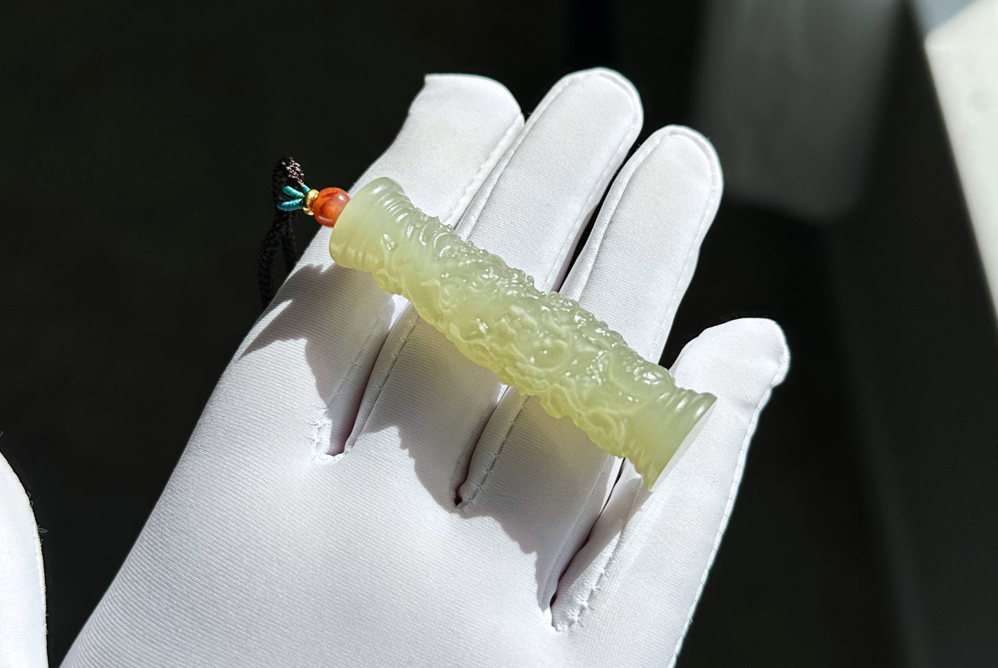 Certified Natural Icy Qing Shui Nephrite Jade Carved Dragon Pillar Pendant, 天然晴水和田玉雕刻龙盘柱吊坠