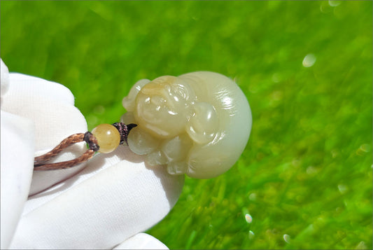 Certified Natural High-quality Qiemo Sugar-Blue Nephrite Jade Hand Carved "Fortune Pig" pendant, 天然精品且末蓝带糖和田玉手工雕刻福猪吊坠