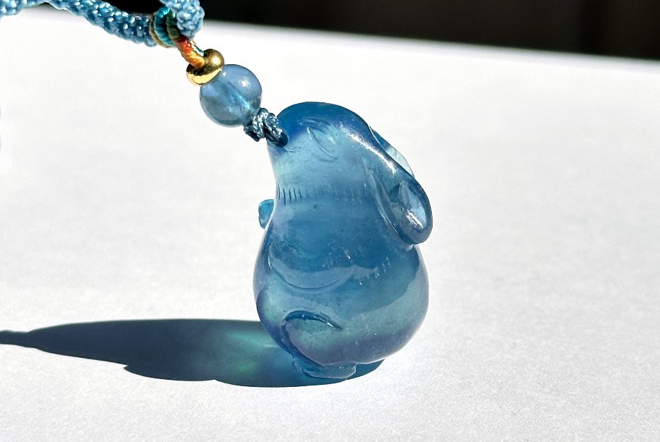 Certified Natural Blue Aquamarine Hand Carved Bunny Pendant, Aquamarine Rabbit Pendant, 天然魔鬼蓝海蓝宝兔宝宝吊坠