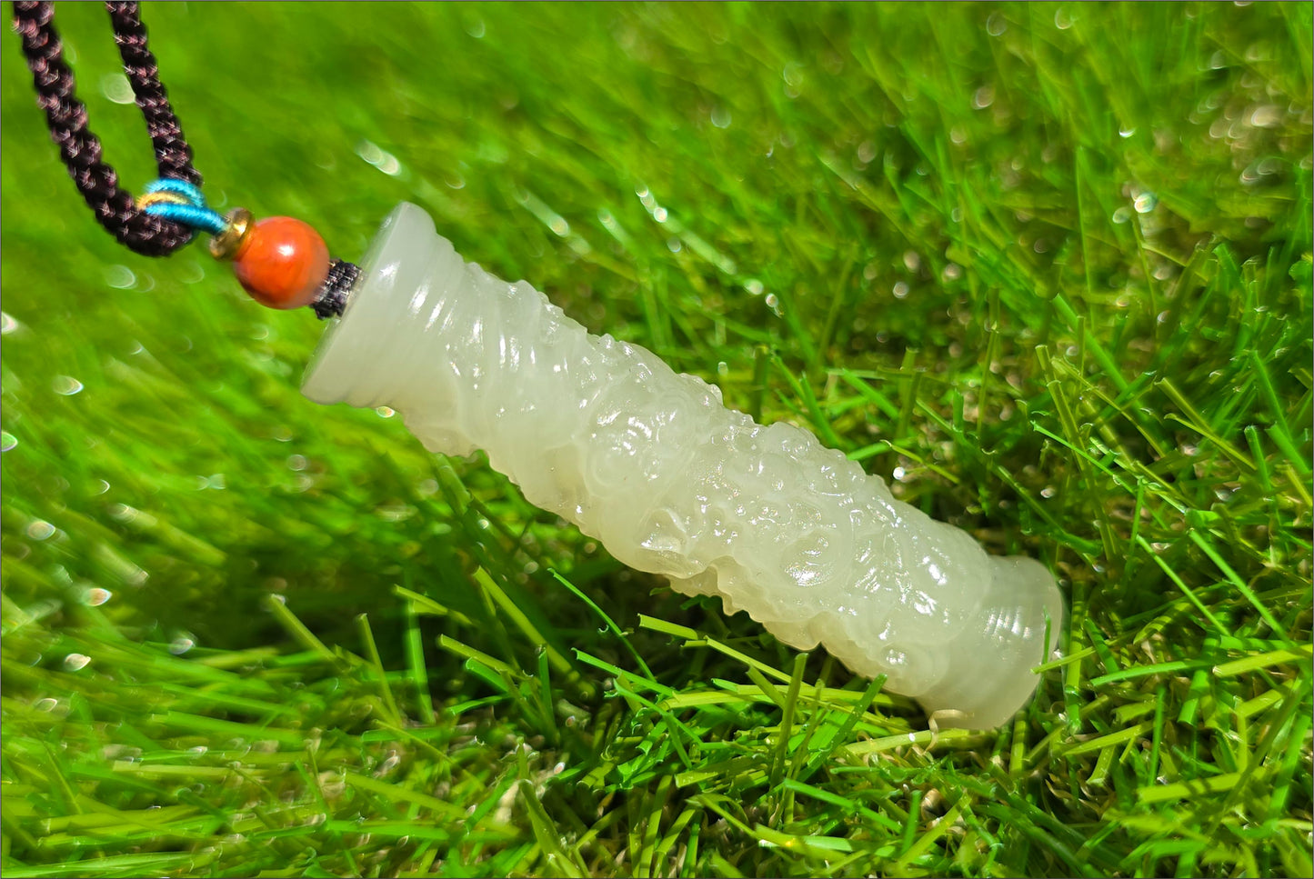 Certified Natural Icy Qing Shui Nephrite Jade Carved Dragon Pillar Pendant, 天然晴水和田玉雕刻龙盘柱吊坠