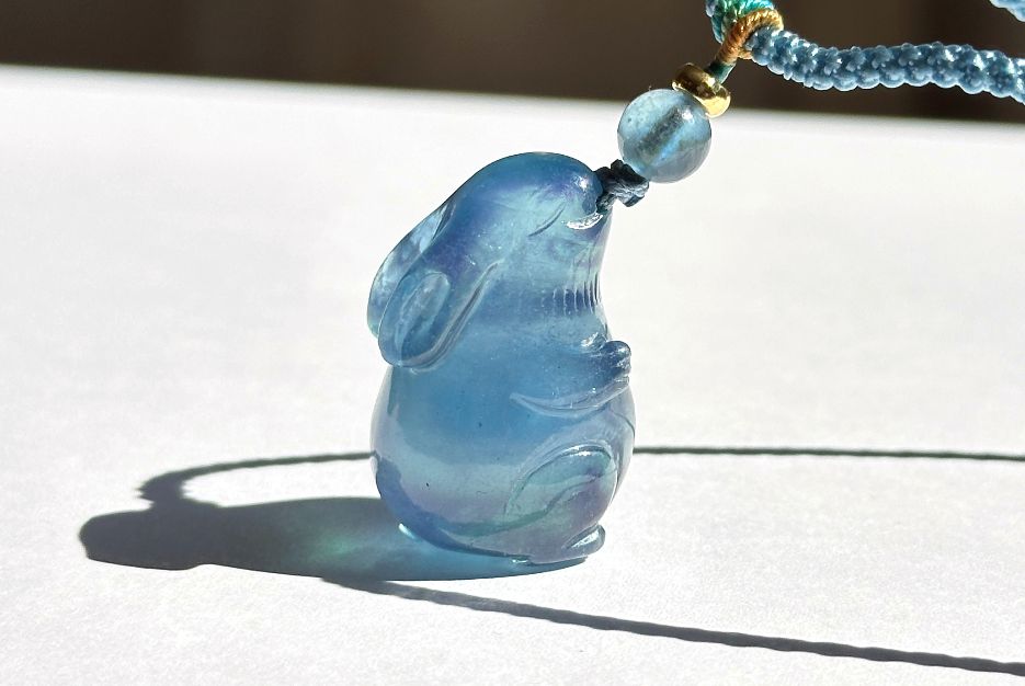 Certified Natural Blue Aquamarine Hand Carved Bunny Pendant, Aquamarine Rabbit Pendant, 天然魔鬼蓝海蓝宝兔宝宝吊坠
