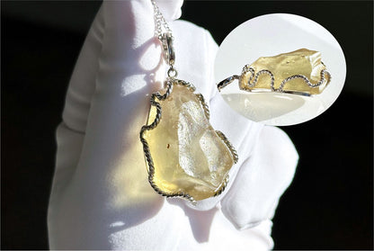 16.216Grams, Natural Authentic Libyan Desert Glass Tektite Silver Wrapped Pendant, Raw Libyan Desert Glass Pendant, 天然利比亚黄金陨石原石吊坠