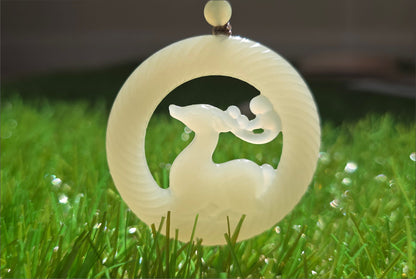 Certified Natural Qingshui Nephrite Jade Carved Deer Pendant, 天然白晴水和田玉雕刻梅花鹿圆牌吊坠
