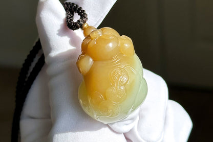 Certified Natural High-quality Qiemo Sugar-White Nephrite Jade Hand Carved "Fortune Pig" pendant, 天然精品且末糖白和田玉手工雕刻福猪吊坠