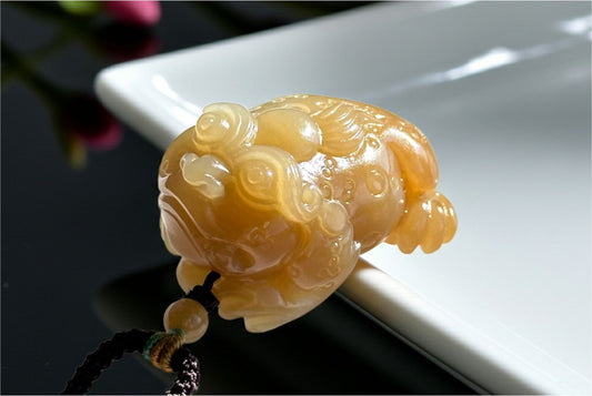Certified Natural Golden Sugar-White Nephrite Jade Three-Legged Money Toad Pendant | Hand-Carved, 天然金糖白玉手工雕刻三足金蟾吊坠