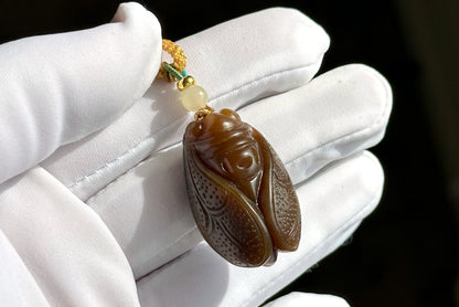 Certified Natural Full Brown Sugar Nephrite Jade Hand-Carved Cicada Pendant, 天然且末糖手工雕刻一鸣惊人(蝉)吊坠