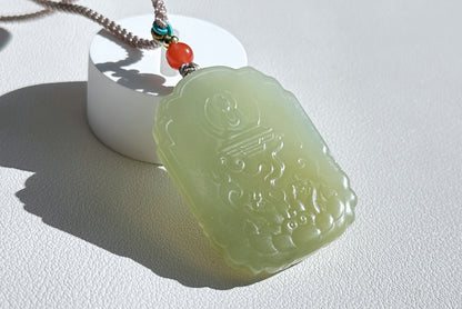 Certified Natural Qingshui Nephrite Jade Carved Guanyin Pendant, 天然晴水和田玉观音吊坠