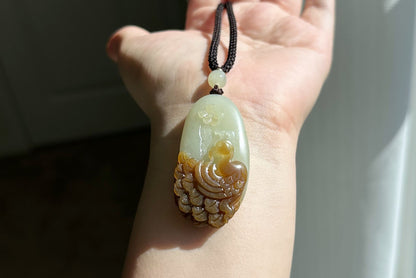 Certified Natural Qiemo Sugar-White Nephrite Jade Hand Carved Peacock Pendant, 天然且末糖白和田玉手工雕刻孔雀吊坠