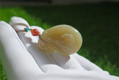 Certified Natural Qiemo Sugar and Warm White Nephrite Jade Hand-Carved Money Bag Pendant, 天然且末和田玉青白带糖手工雕刻钱袋吊坠