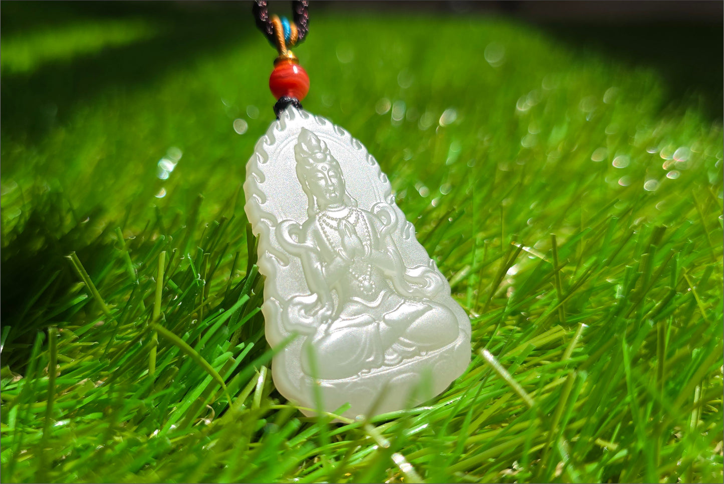 Certified Natural Qingshui Nephrite Jade Carved Guanyin Pendant, 天然晴水和田玉观音吊坠