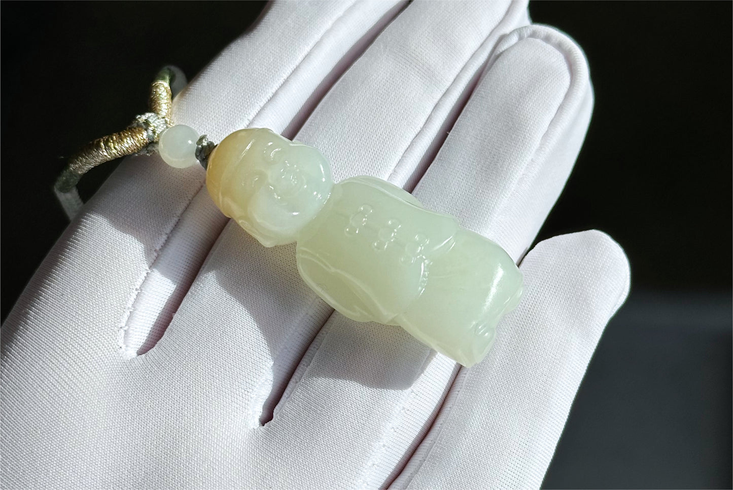 Certified Natural Russian White Nephrite Jade Hand Carved Little Wealth Bringer Pendant, 天然俄料和田白玉带糖手工雕刻小地主吊坠