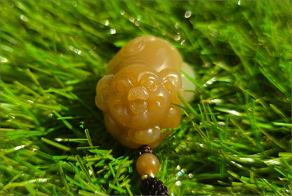 Certified Natural High-quality Qiemo Sugar-White Nephrite Jade Hand Carved "Fortune Pig" pendant, 天然精品且末糖白和田玉手工雕刻福猪吊坠