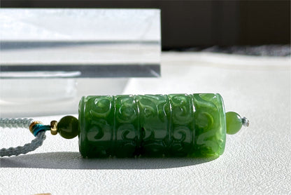 Certified Natural Spinach Green Nephrite Jade Carved Barrel-shaped Pendant，天然阳菠菜绿碧玉桶珠吊坠