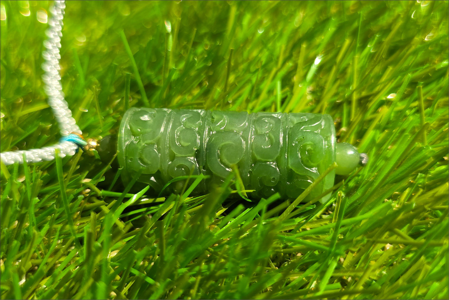 Certified Natural Spinach Green Nephrite Jade Carved Barrel-shaped Pendant，天然阳菠菜绿碧玉桶珠吊坠