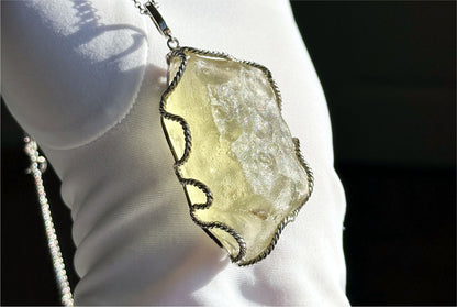 27.785Grams, Natural Authentic Libyan Desert Glass Tektite Silver Wrapped Pendant, Raw Libyan Desert Glass Pendant, 天然利比亚黄金陨石原石吊坠