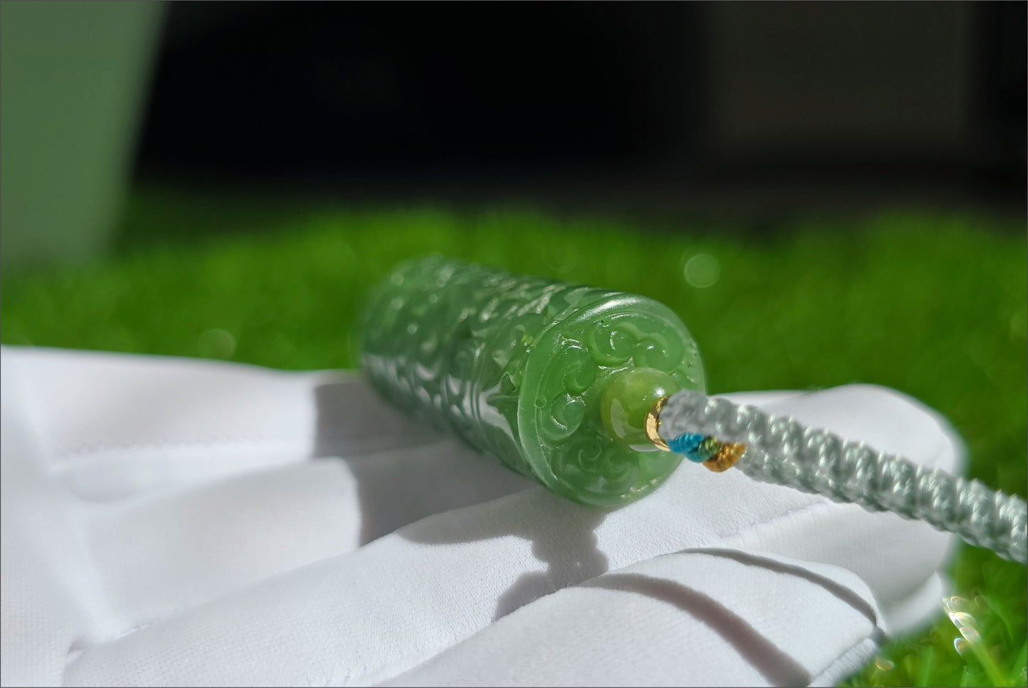 Certified Natural Spinach Green Nephrite Jade Carved Barrel-shaped Pendant，天然阳菠菜绿碧玉桶珠吊坠