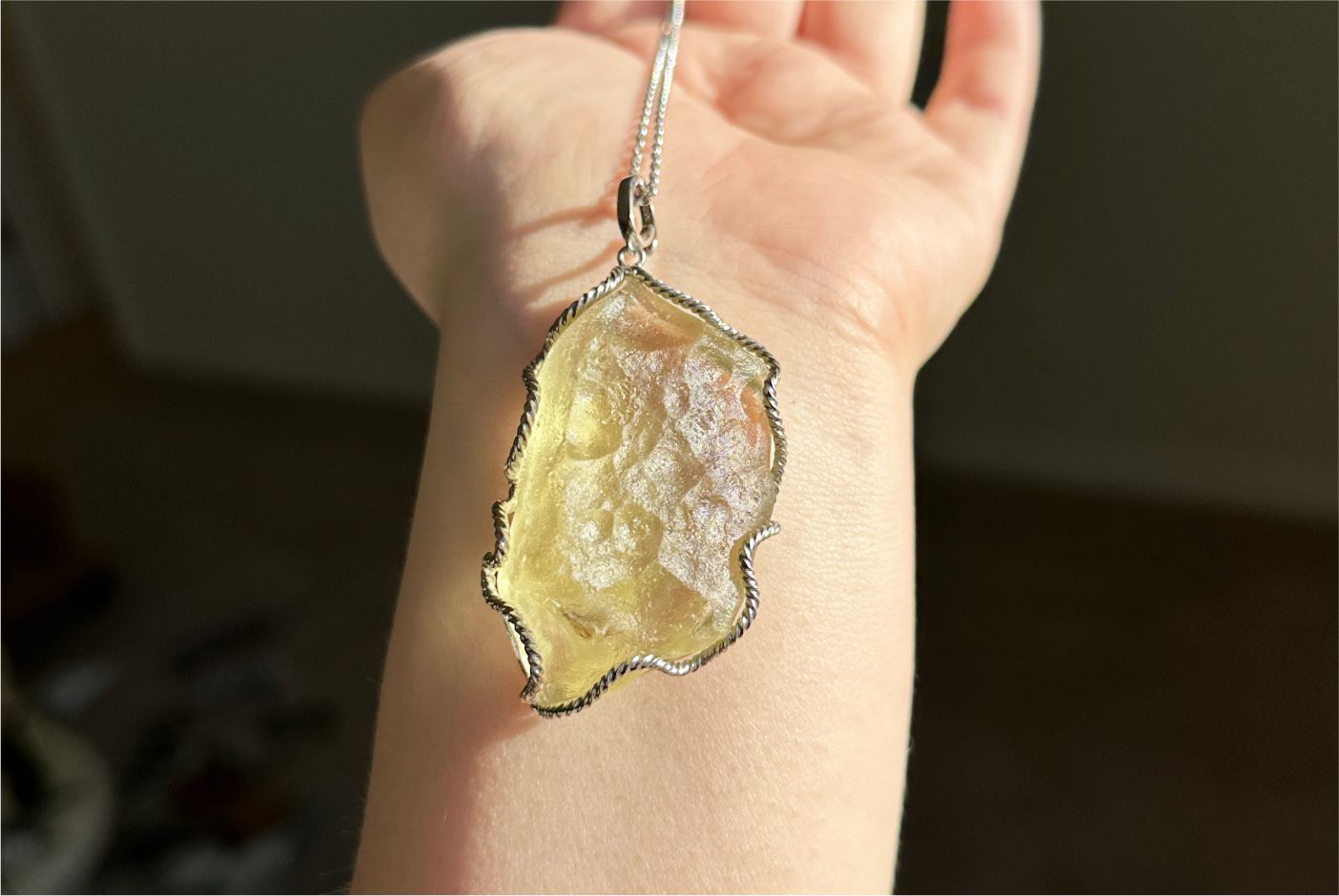 27.785Grams, Natural Authentic Libyan Desert Glass Tektite Silver Wrapped Pendant, Raw Libyan Desert Glass Pendant, 天然利比亚黄金陨石原石吊坠