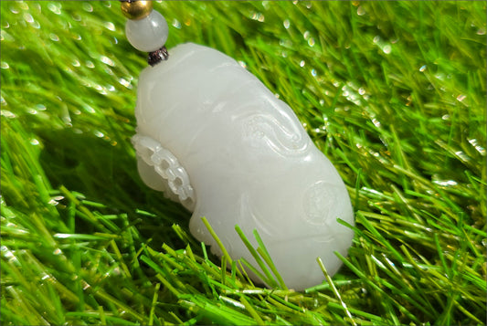 Certified Natural Qinghai Smoky Gray and White Nephrite Jade Hand-Carved Zhong Kui Pendant,天然烟灰和田玉手工雕刻钟馗吊坠