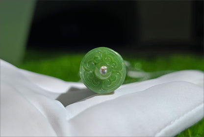 Certified Natural Spinach Green Nephrite Jade Carved Barrel-shaped Pendant，天然阳菠菜绿碧玉桶珠吊坠