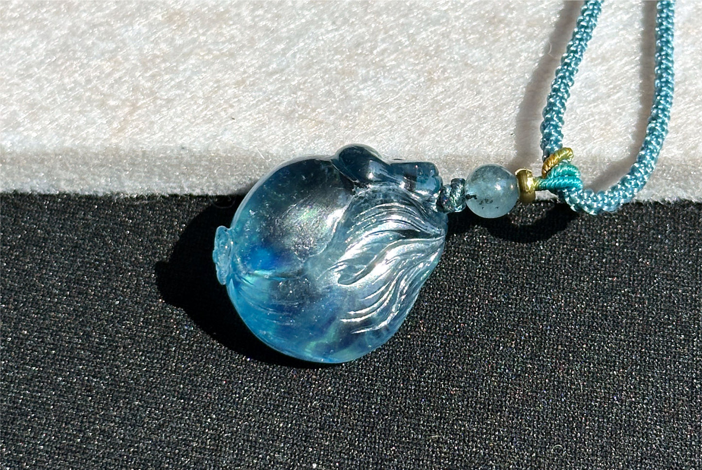 Certified Natural Devil Blue Aquamarine Hand Carved Fox Pendant, Aquamarine Pendant, 天然魔鬼蓝海蓝宝手工雕刻睡狐吊坠