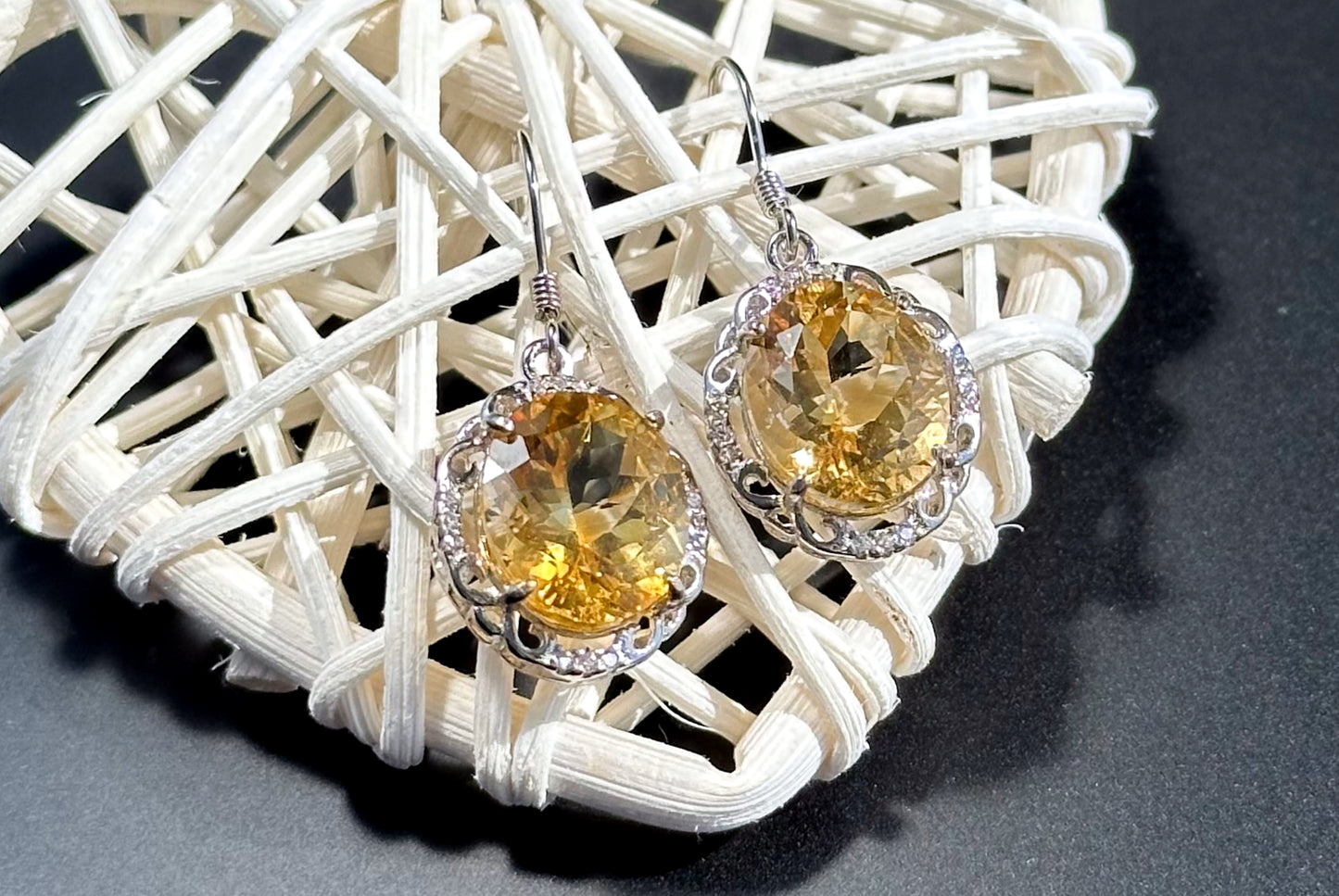 10x12mm, Natural Gem Grade Citrine Earrings, Natural citrine French Hook Earrings, Oval cut Natural Citrine, citrine jewelry, 天然宝石级暴力黄水晶耳坠