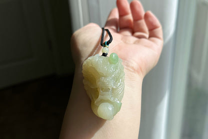 Certified Natural Qingshui and Emerald Green Nephrite Jade Hand Carved Dragon Pendant, 天然晴水带翠和田玉手工雕刻龙吊坠