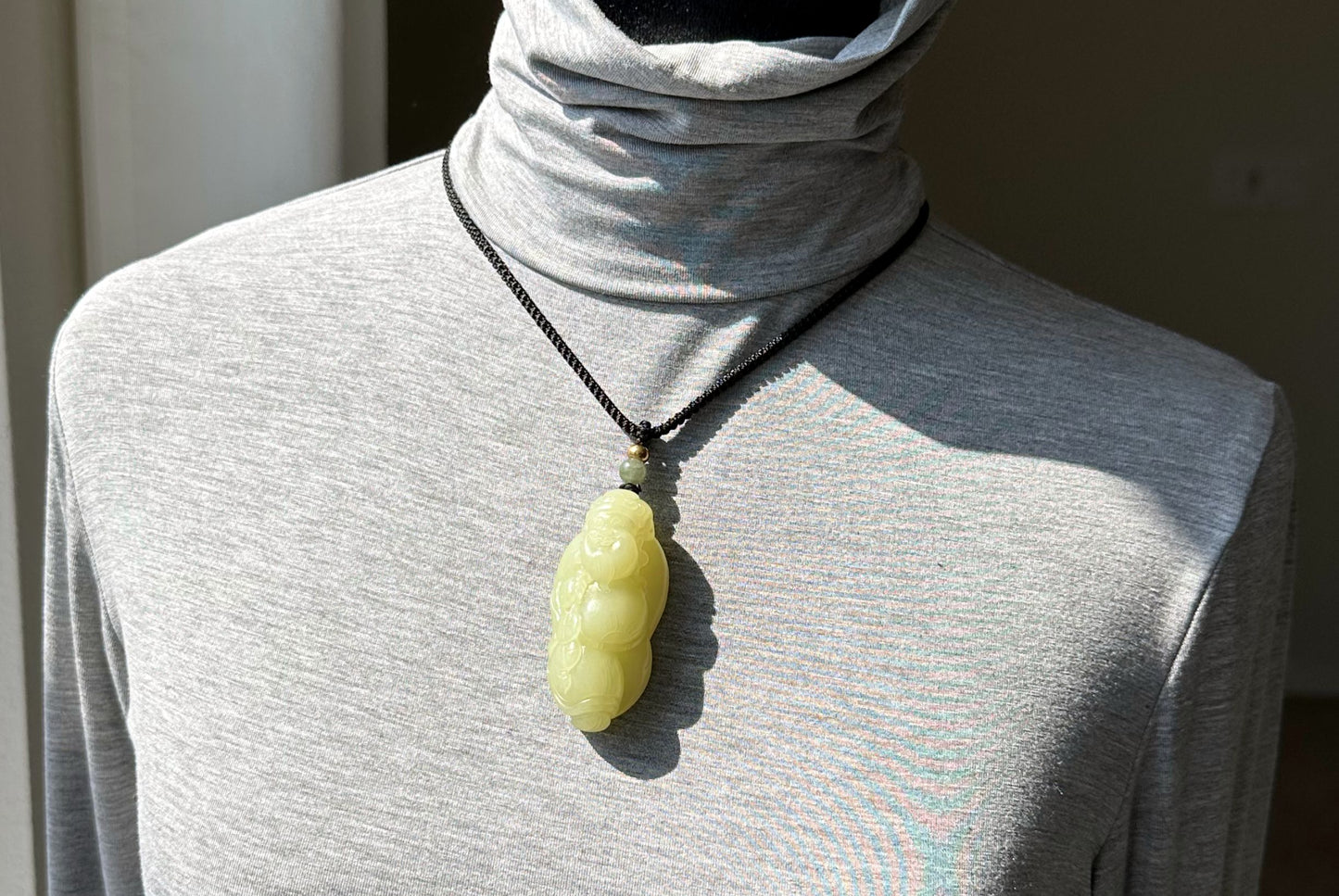 Certified Natural High-Quality Ruoqiang Yellow Nephrite Jade Hand-Carved God of Wealth Pendant, 天然若羌黄口手工雕刻财神吊坠