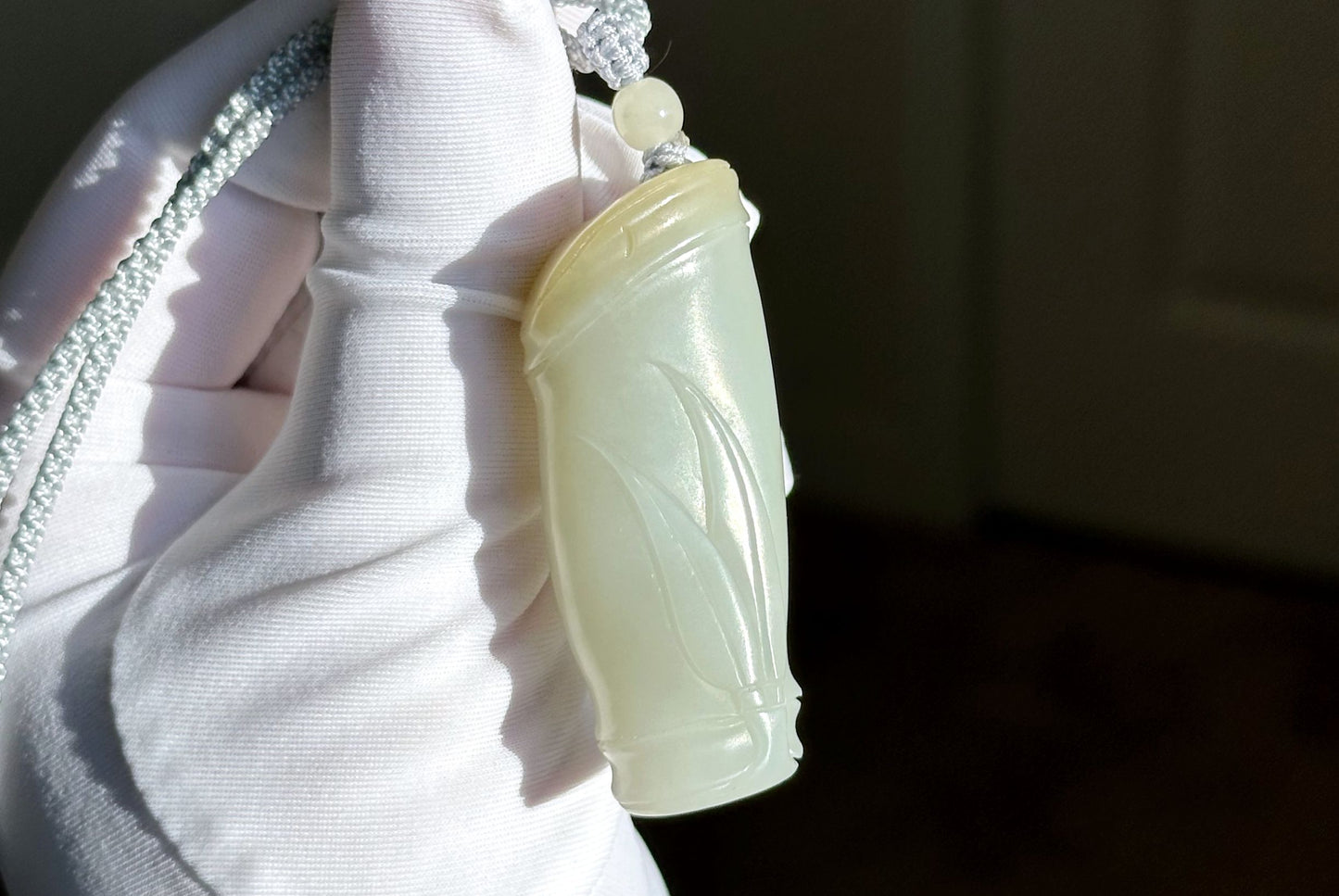 Certified Natural Qiemo Warm White Nephrite Jade Hand-Carved Bamboo Shoot Pendant, 天然且末白和田玉手工雕刻竹节吊坠